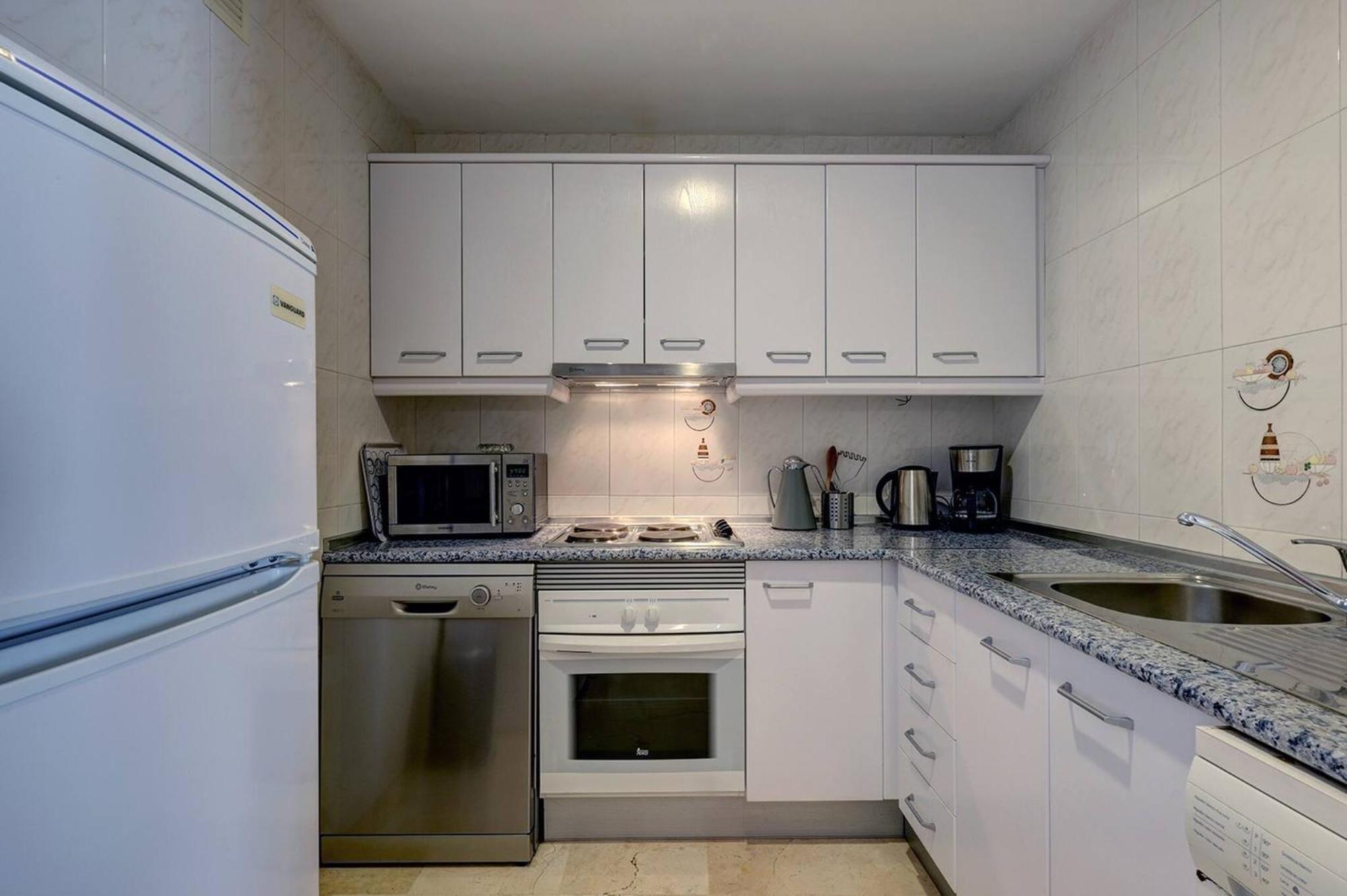 053 - Two Bed Mijas Golf Apartment In Popular Matchroom Golf Club 丰希罗拉 外观 照片