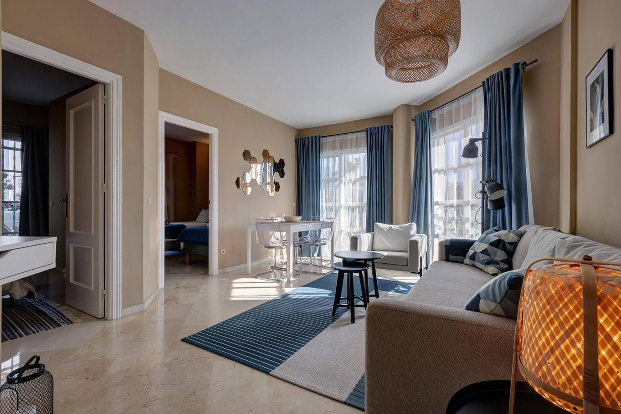 053 - Two Bed Mijas Golf Apartment In Popular Matchroom Golf Club 丰希罗拉 外观 照片