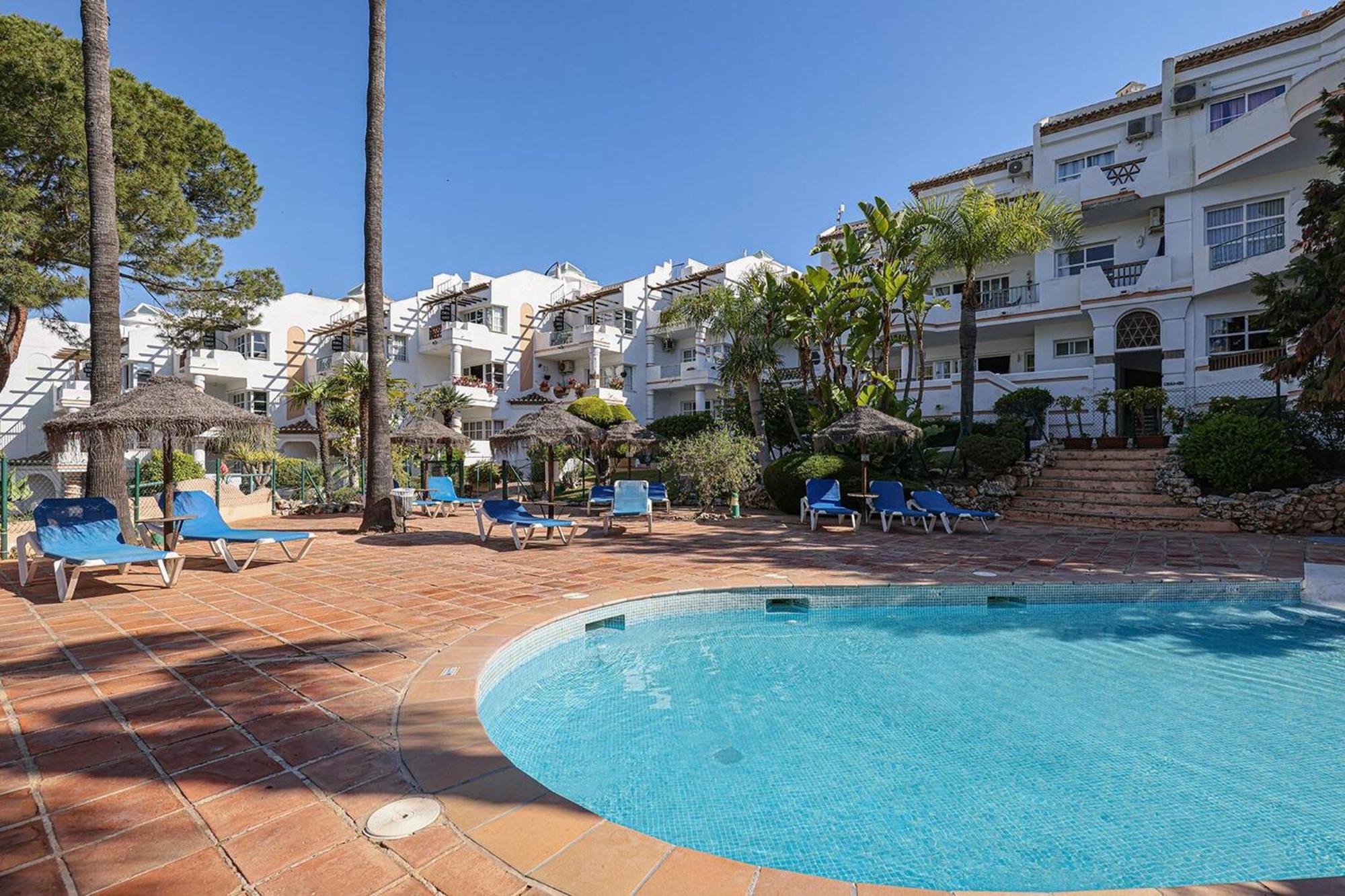 053 - Two Bed Mijas Golf Apartment In Popular Matchroom Golf Club 丰希罗拉 外观 照片